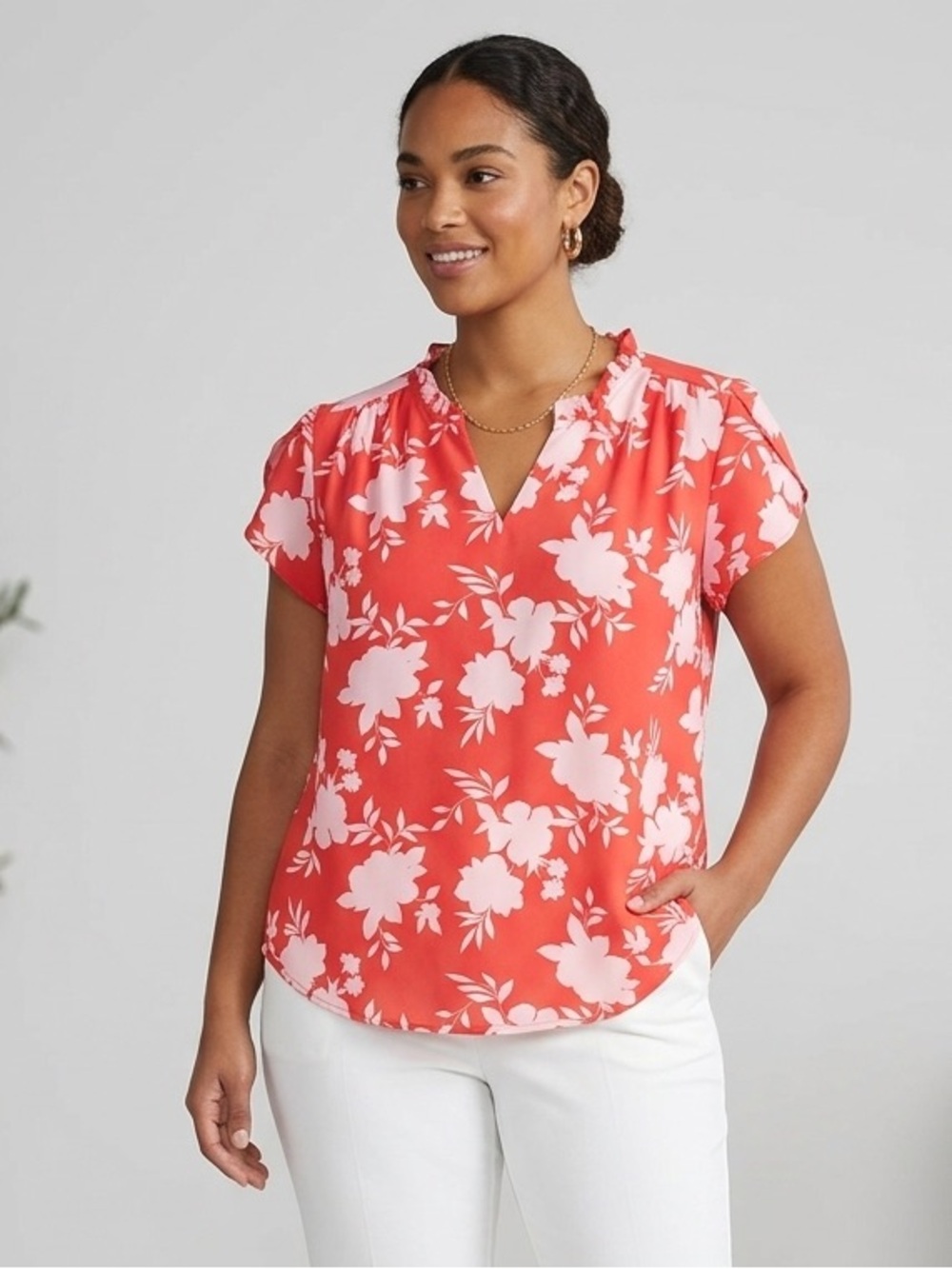 41 Hawthorn Orange and Pink Floral V-Neck Blouse, Women’s Size Medium Petite